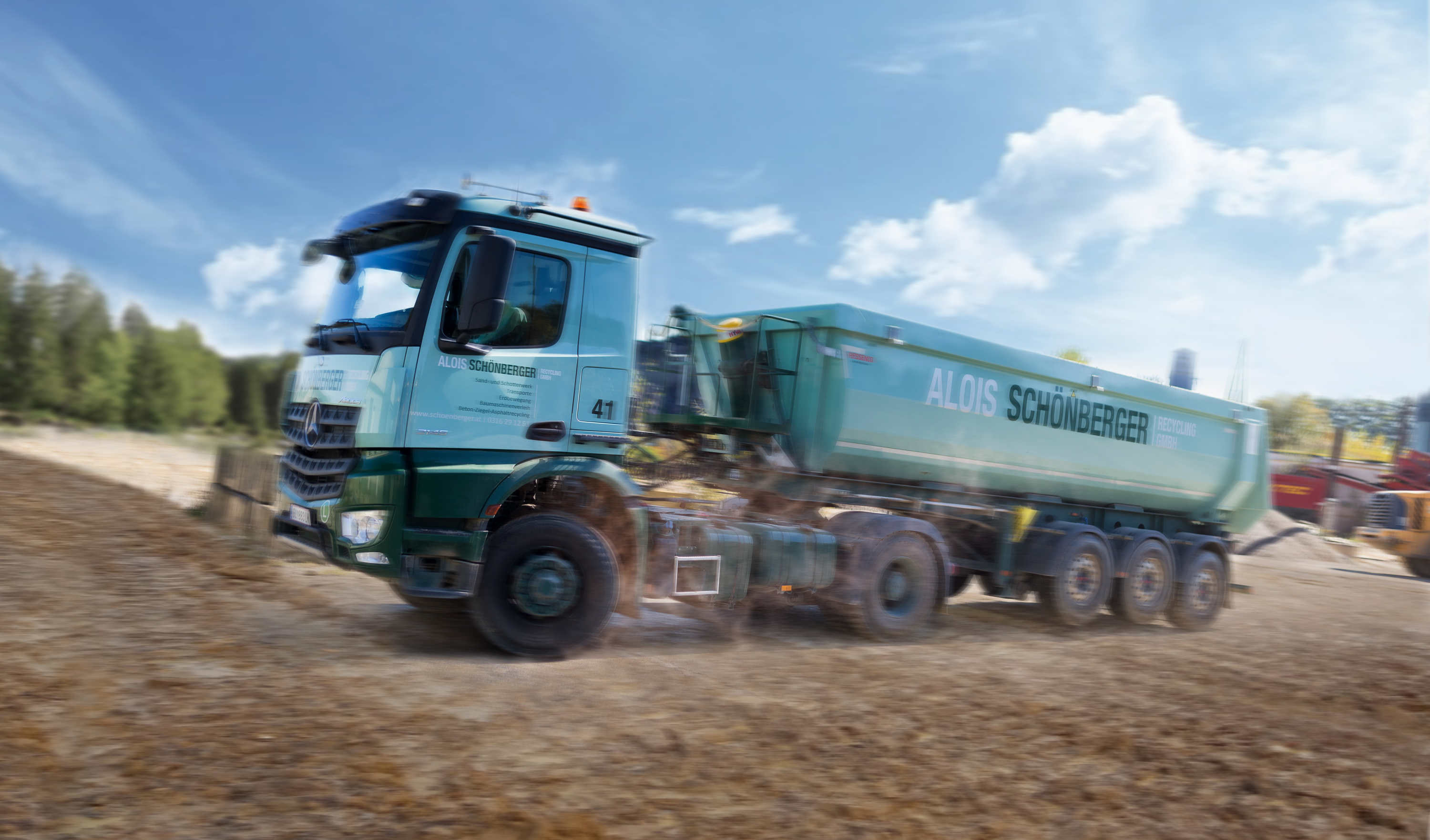 Ein Kipper im Einsatz.